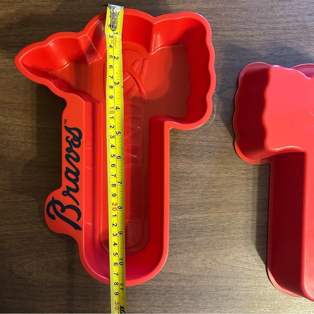 Two Atlanta Braves Whirley Drink Works Tomahawk Serving Bowl Chip Party Tray